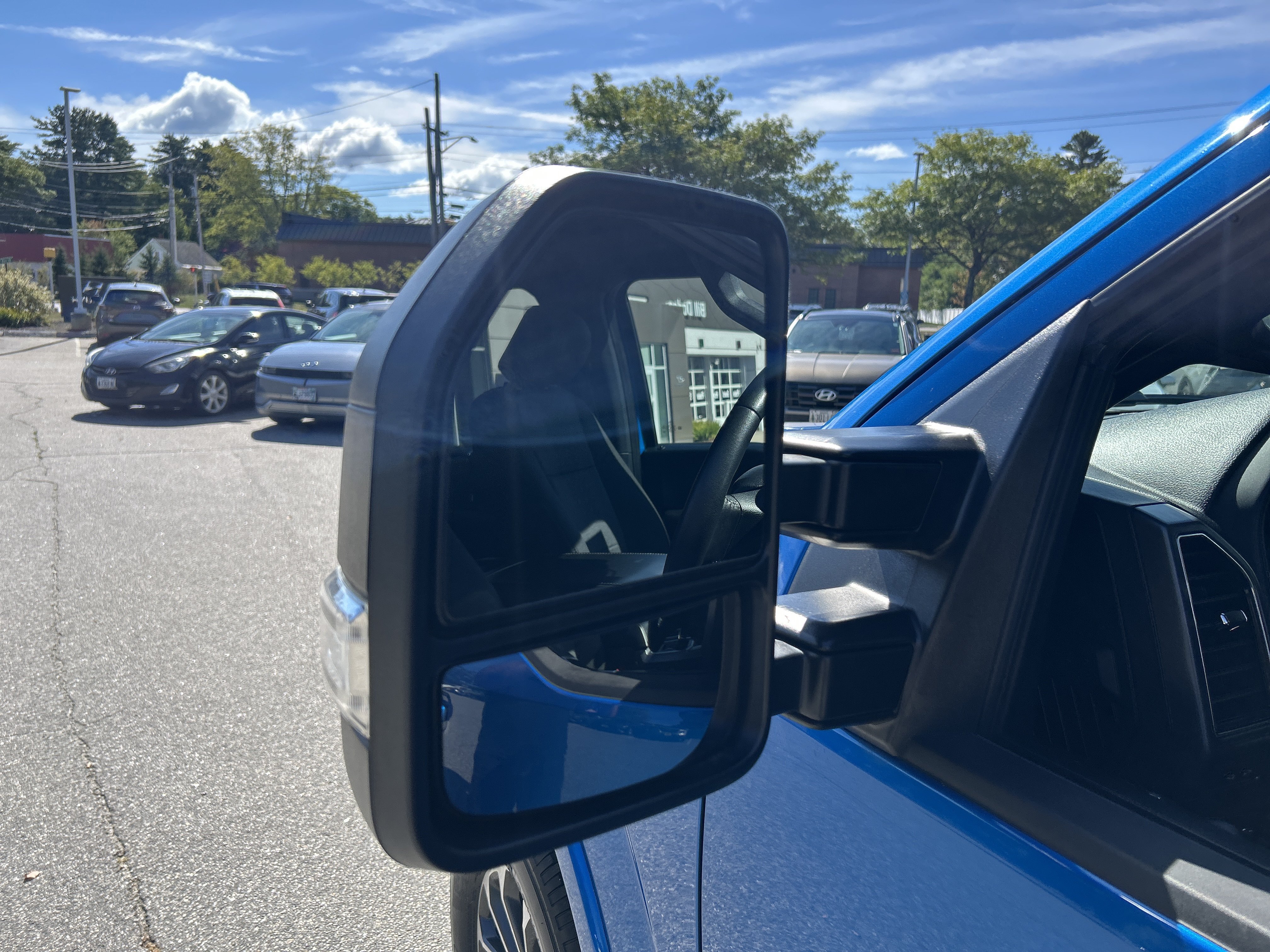 Used 2020 Ford F150 XLT w/ Equipment Group 302A Luxury AWD/4WD image 11