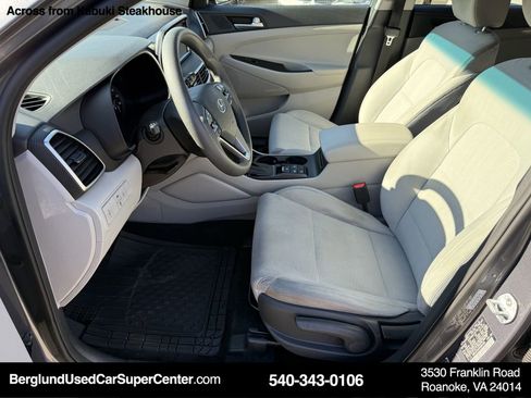 Used 2019 Hyundai Tucson SE image 11