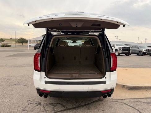 Used 2023 GMC Yukon XL Denali w/ LPO, Floor Liner Package AWD/4WD image 6