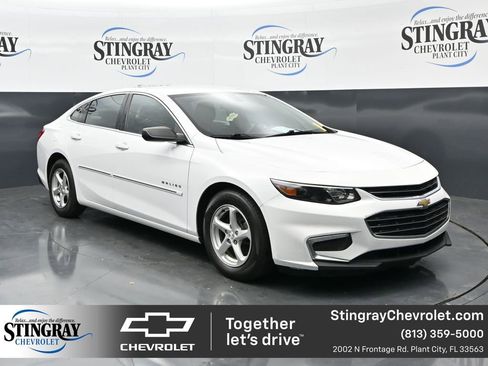 Used 2017 Chevrolet Malibu LS FWD image 1