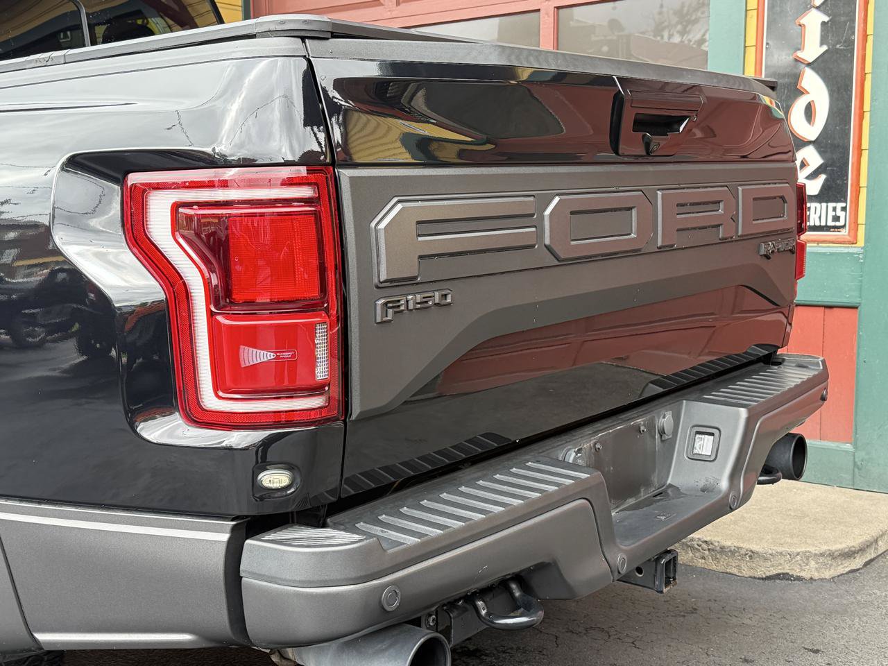 Used 2020 Ford F150 Raptor w/ Equipment Group 802A Luxury AWD/4WD image 10