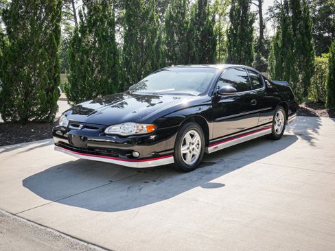 Used 2002 Chevrolet Monte Carlo SS w/ Pace Car Replica Pkg image 5