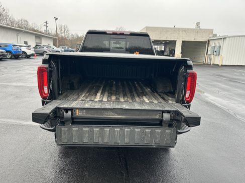 Used 2022 GMC Sierra 2500 Denali image 5