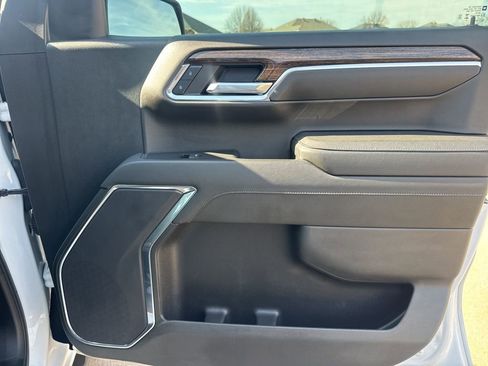 Used 2024 GMC Sierra 1500 Elevation image 44