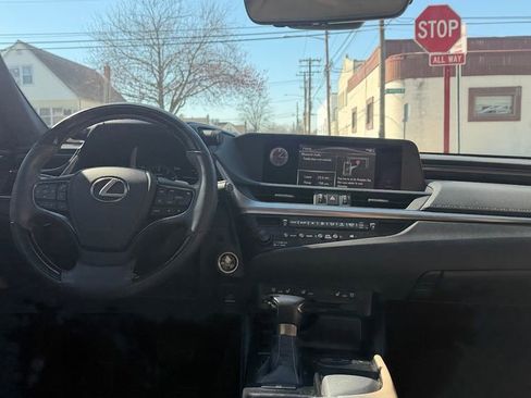 Used 2020 Lexus ES 350 w/ Premium Package FWD image 30