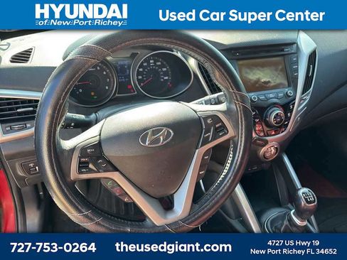 Used 2012 Hyundai Veloster w/ Style Pkg FWD image 12