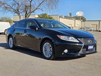 Used 2013 Lexus ES 350 w/ Luxury Pkg video 3