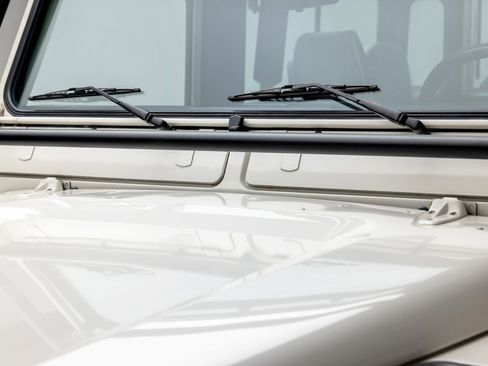 Used 1997 Land Rover Defender 90 image 33