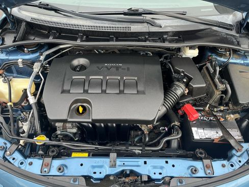 Used 2013 Toyota Corolla LE image 10