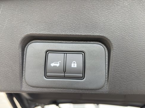 New 2026 Nissan Rogue SV image 23