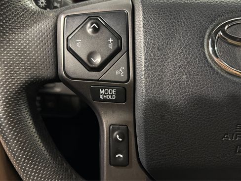 Used 2019 Toyota Tacoma TRD Sport w/ Technology Package AWD/4WD image 23
