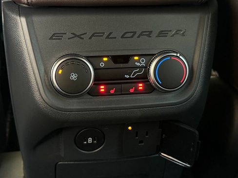 New 2026 Ford Explorer Platinum RWD image 58