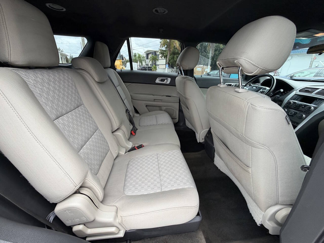 Used 2014 Ford Explorer XLT FWD image 20