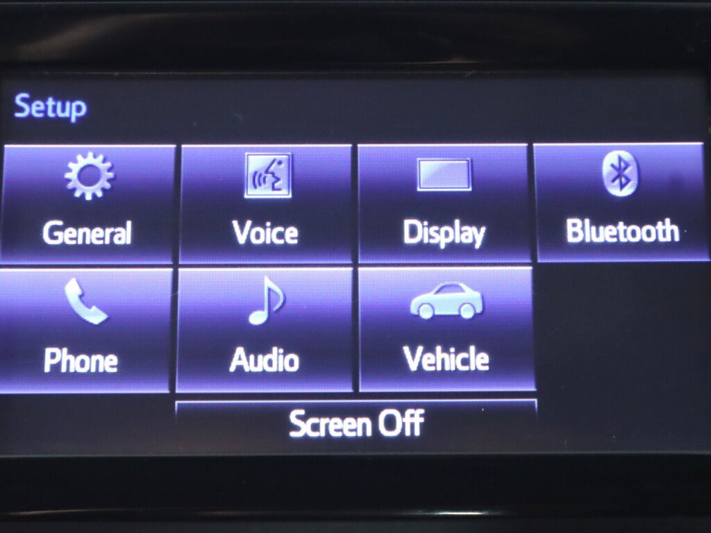 Used 2016 Toyota Highlander LE FWD image 16