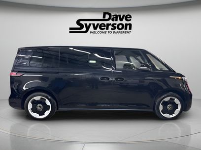 New 2025 Volkswagen ID. Buzz Pro S