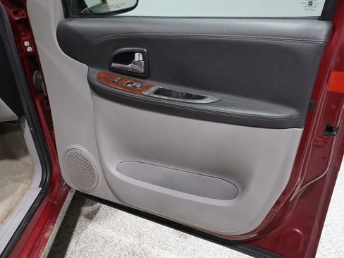 Used 2005 Chevrolet Uplander LT w/ Premium Seating Package image 22