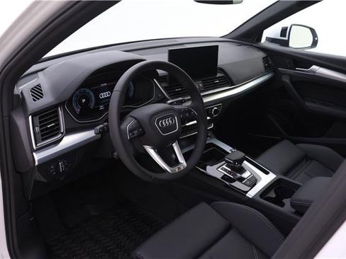 New 2025 Audi Q5 2.0T Premium Plus w/ Premium Plus Package image 6