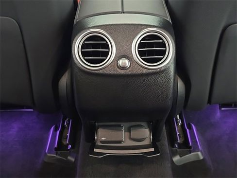 Certified 2022 Mercedes-Benz GLC 43 AMG 4MATIC image 26