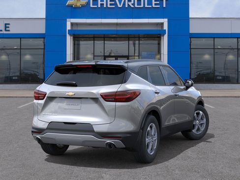 New 2026 Chevrolet Blazer LT w/ Convenience Package AWD/4WD image 4
