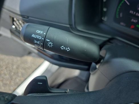 Certified 2025 Honda Accord Touring image 20