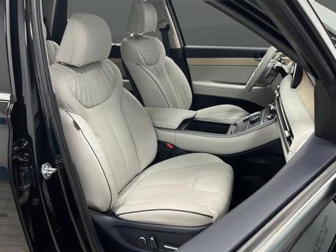 Used 2023 Hyundai Palisade Limited image 25