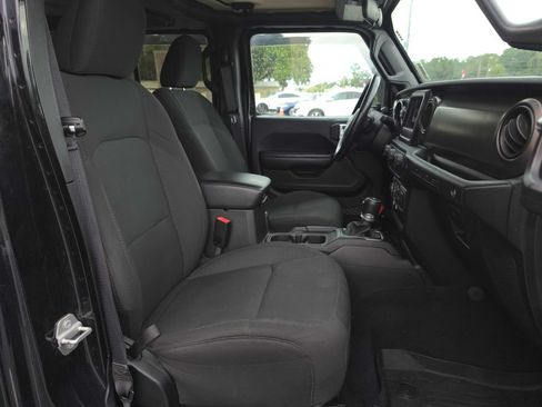 Used 2020 Jeep Wrangler Unlimited Sport AWD/4WD image 14