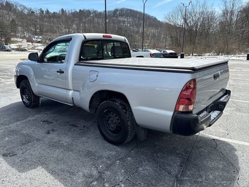 Used 2012 Toyota Tacoma Base image 3