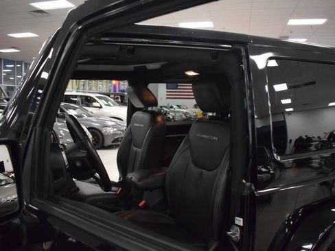 Used 2017 Jeep Wrangler Rubicon AWD/4WD image 21