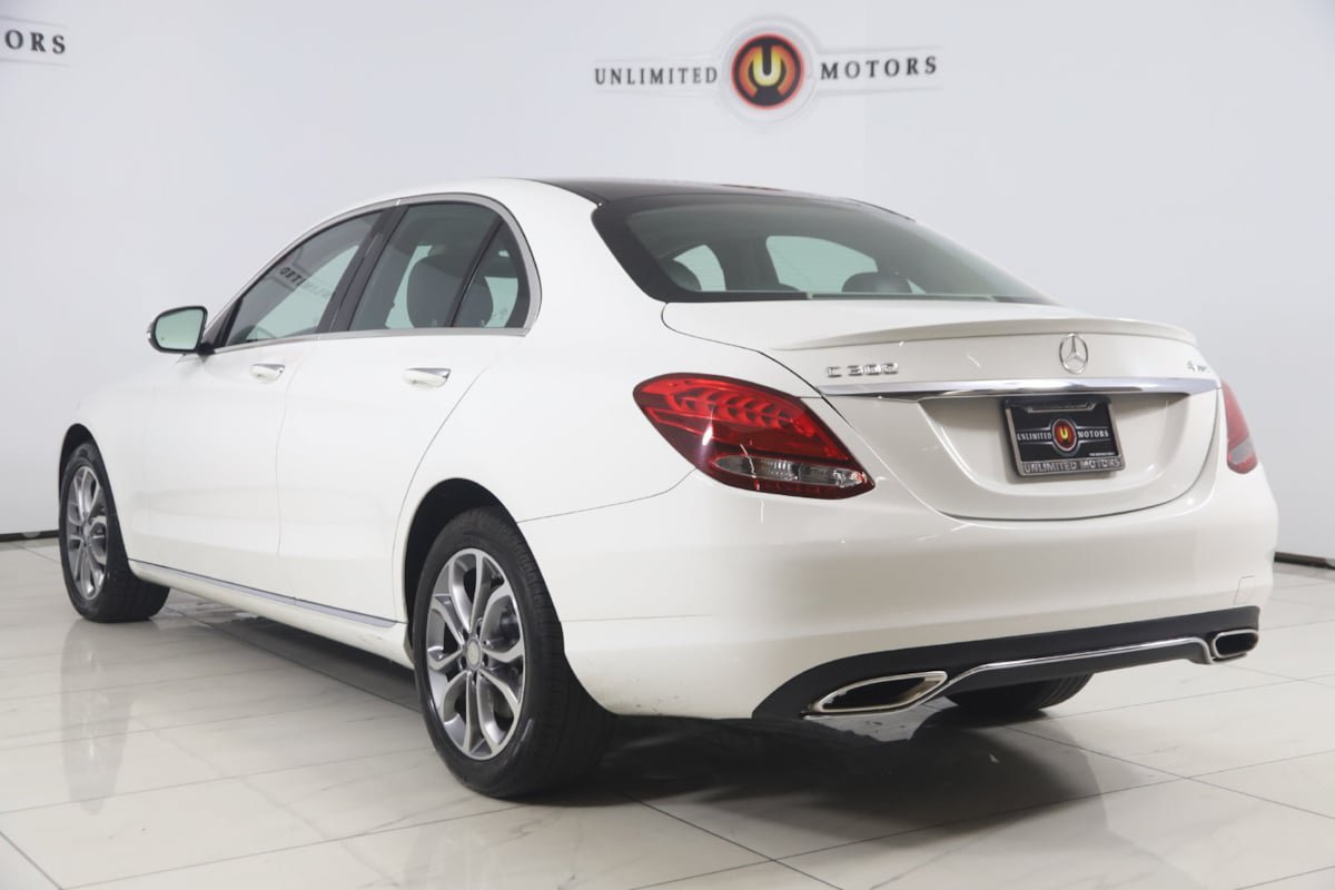 Used 2016 Mercedes-Benz C 300 4MATIC Sedan image 4