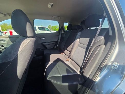 Used 2021 Nissan Rogue SV FWD image 16