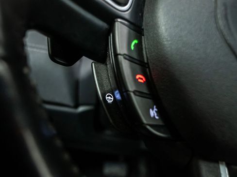 Used 2018 Land Rover Range Rover Evoque Landmark Edition image 27