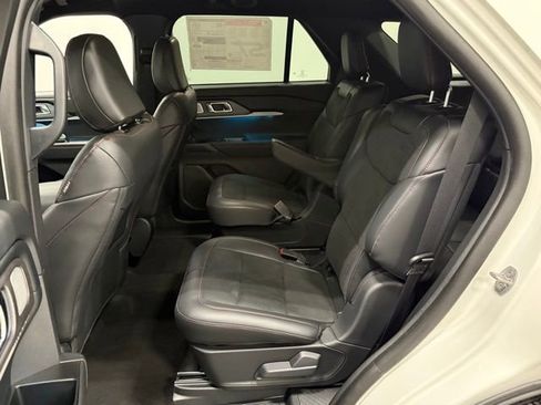 New 2025 Ford Explorer ST w/ Sun And Sound Package image 30