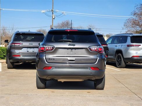 Certified 2023 Jeep Compass Altitude image 6