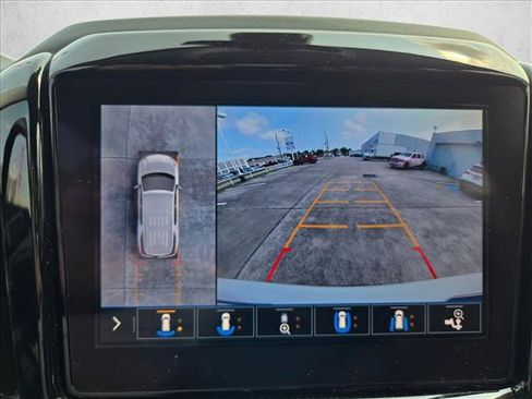Used 2020 Chevrolet Traverse Premier w/ Redline Edition FWD image 13