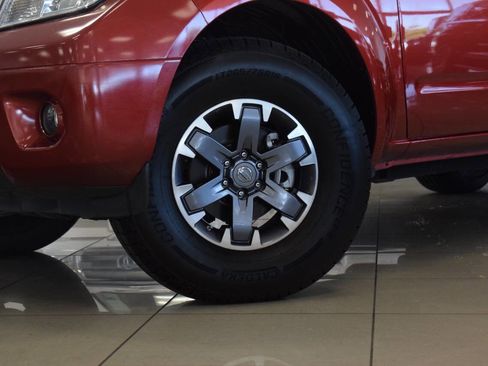 Used 2015 Nissan Frontier Desert Runner RWD image 14