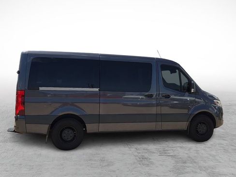 Used 2021 Mercedes-Benz Sprinter 2500 image 12