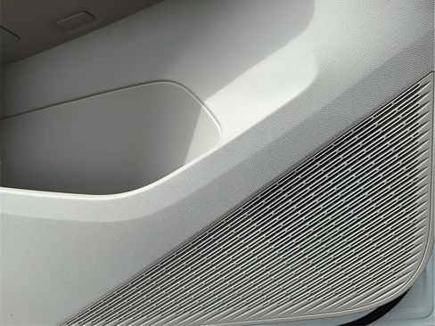 New 2026 Volkswagen Atlas SE image 22