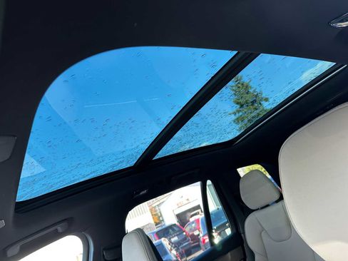 New 2026 Volvo XC90 B6 Plus w/ Protection Package Premier image 24