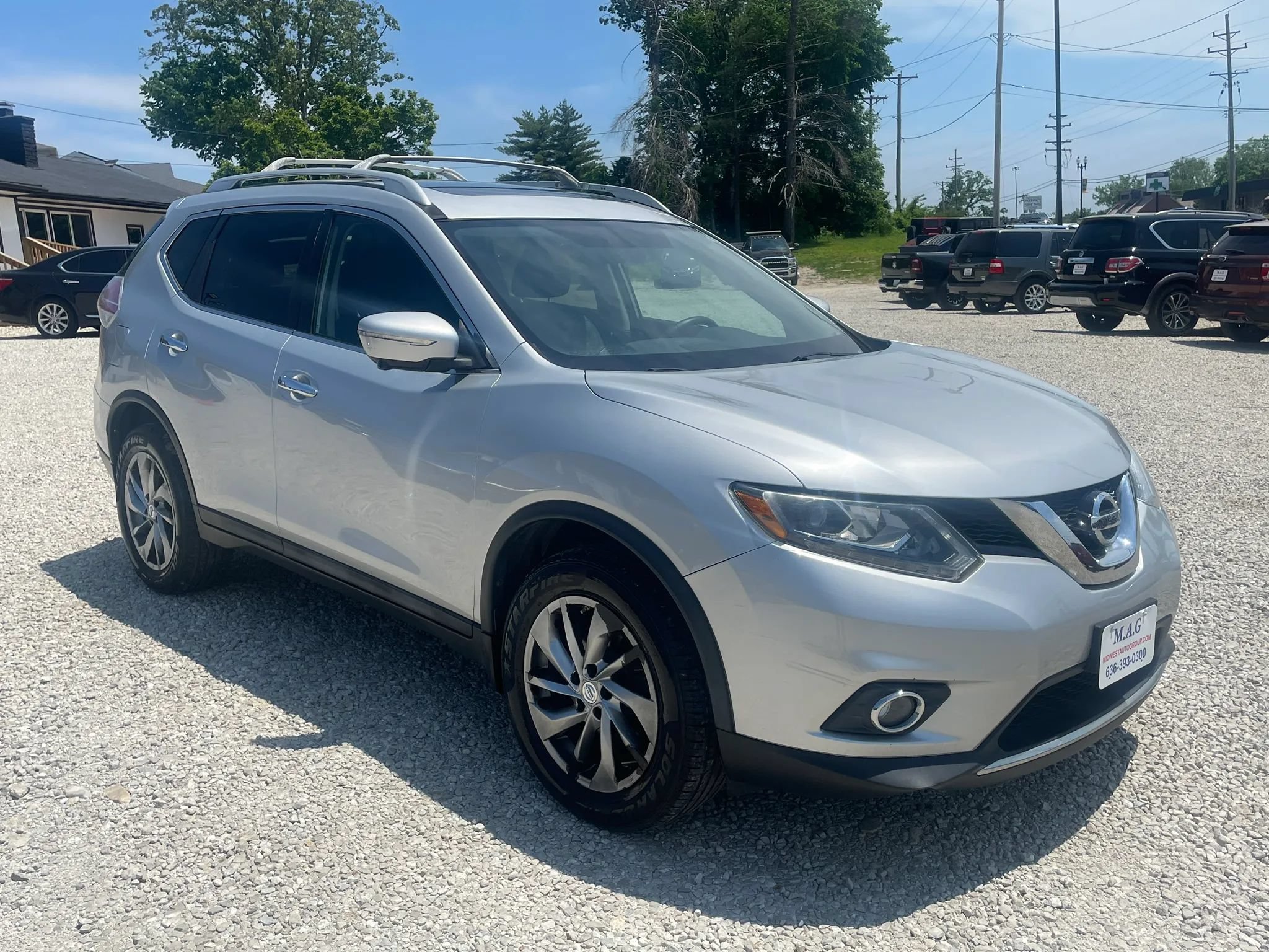 Used 2014 Nissan Rogue SL w/ SL Premium Package AWD/4WD image 7