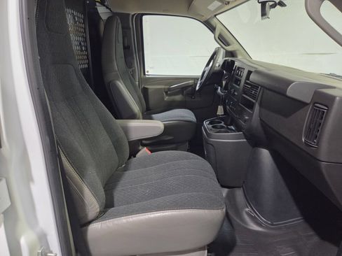 Used 2025 Chevrolet Express 2500 w/ Driver Convenience Package RWD image 11