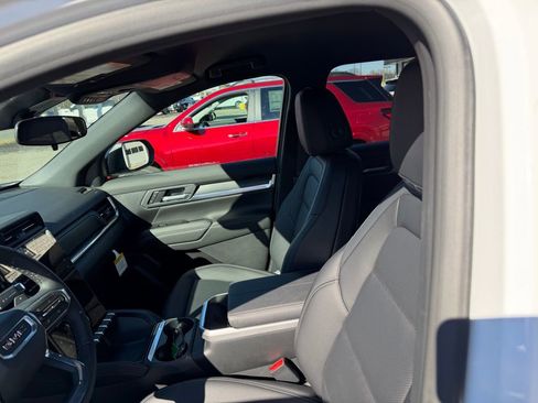 New 2026 GMC Terrain Elevation w/ Elevation Premium Package image 14