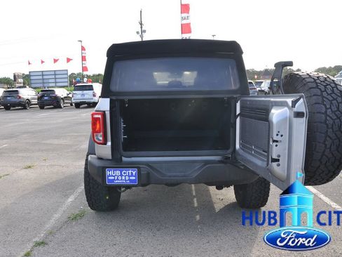 Used 2023 Ford Bronco 4-Door AWD/4WD image 22