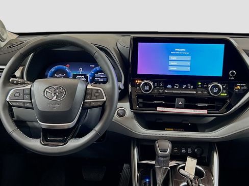 New 2026 Toyota Highlander Limited AWD/4WD image 22