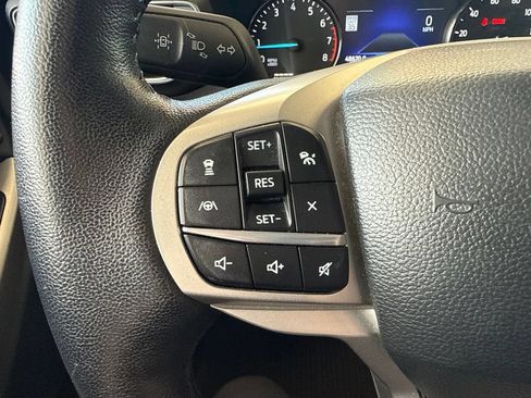 Certified 2023 Ford Explorer XLT w/ Equipment Group 202A AWD/4WD image 19