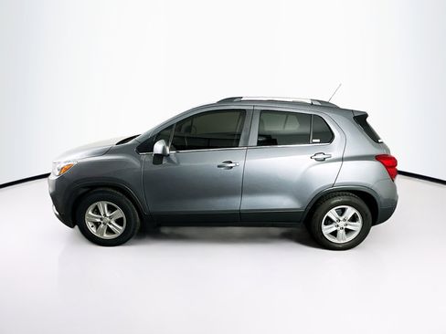 Used 2020 Chevrolet Trax LT image 4