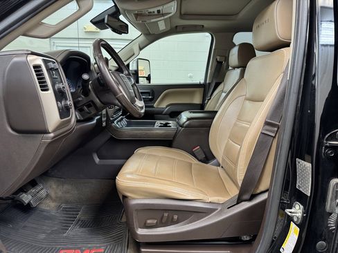 Used 2017 GMC Sierra 3500 Denali w/ Duramax Plus Package image 13