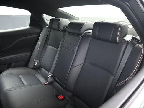 Certified 2025 Toyota Crown XLE image 18