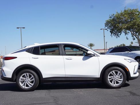 New 2026 Buick Envista Preferred w/ Convenience I Package image 2