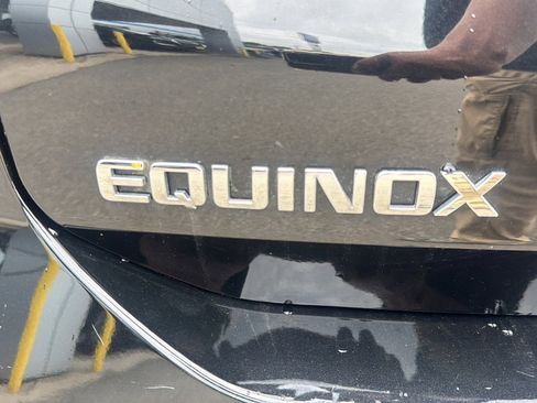 Used 2023 Chevrolet Equinox LT FWD image 47