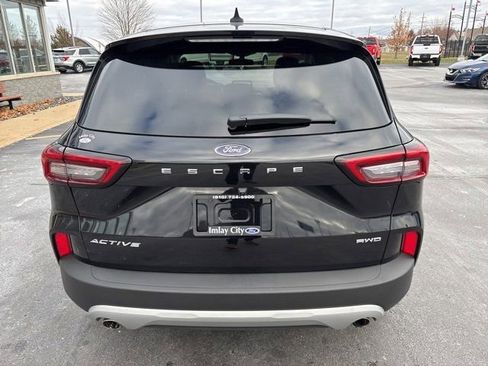 Used 2025 Ford Escape Active image 12